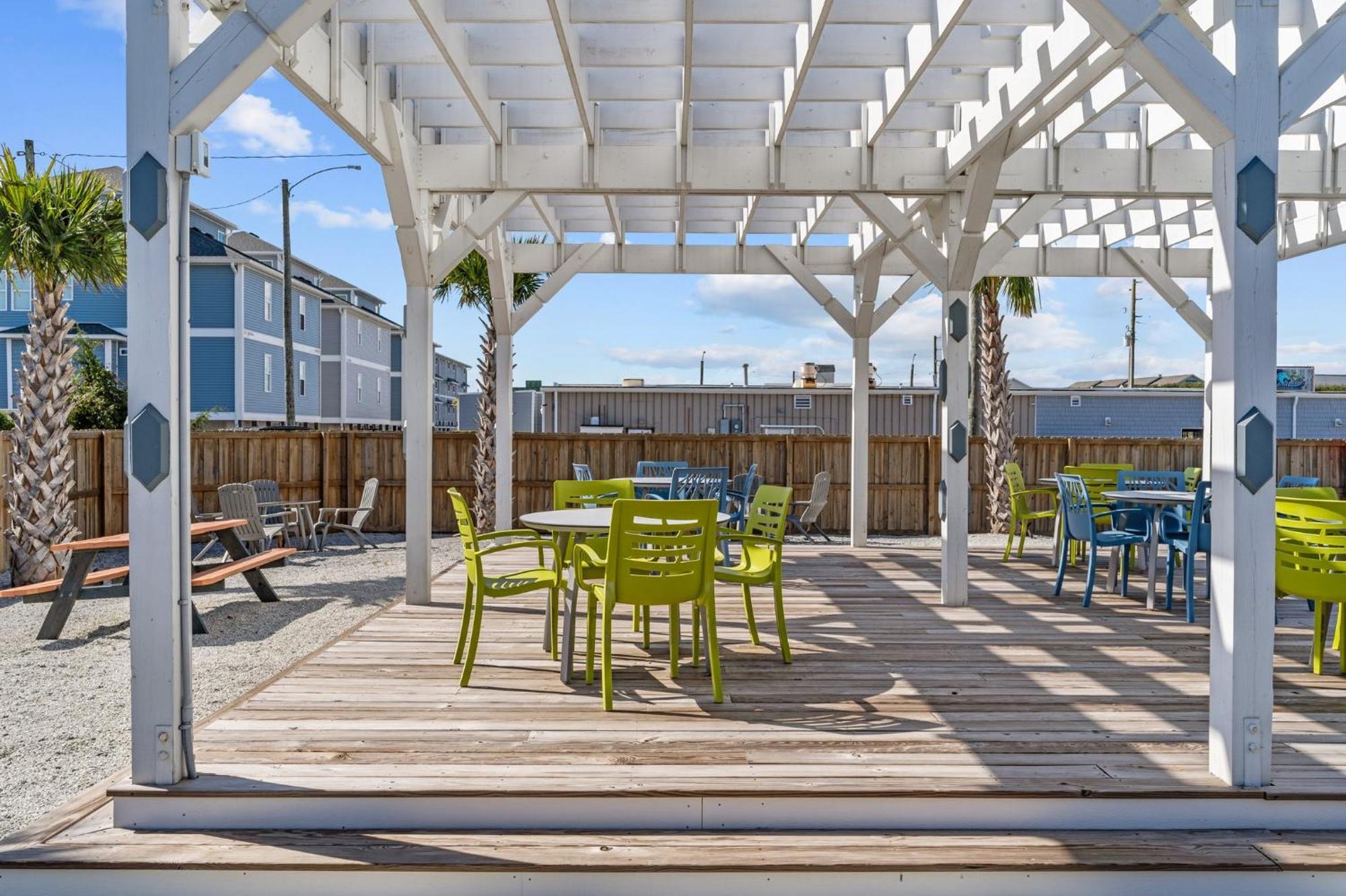 Loggerhead Inn And Suites Surf City Zewnętrze zdjęcie