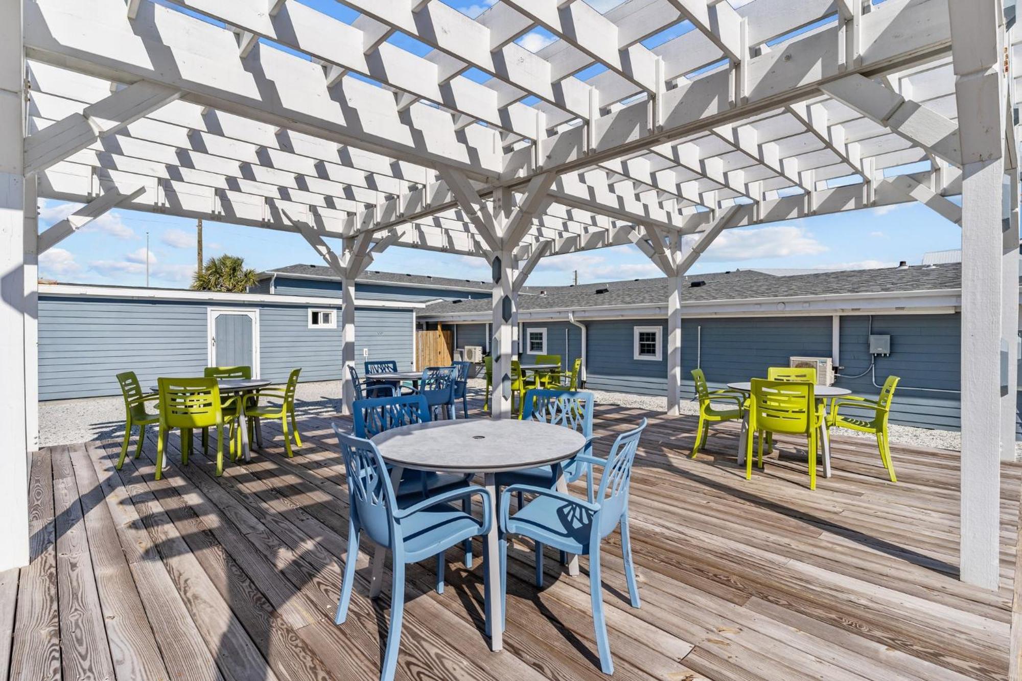 Loggerhead Inn And Suites Surf City Zewnętrze zdjęcie
